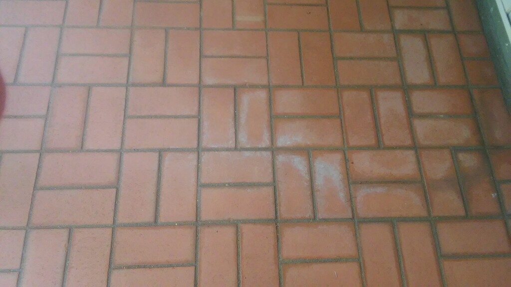 White residue marks on brick, from flowerpots Pressure Washing Resource