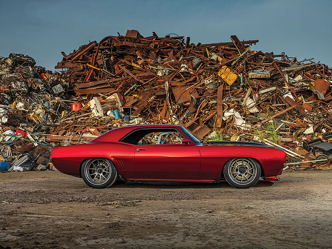 01-1969-chevrolet-camaro-Tim-Wheeler-Steve-Cook-Creations-shows-off-tasteful-custom-body-details