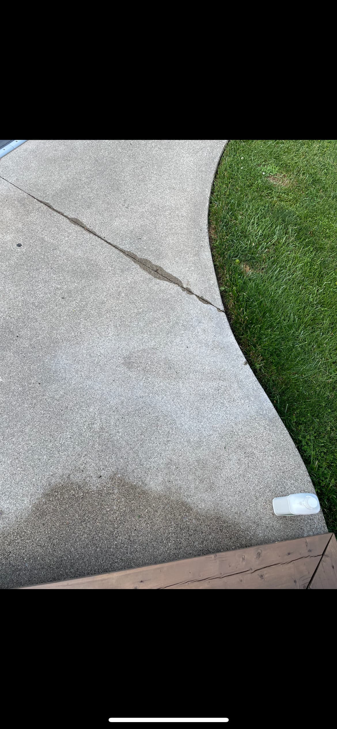 oil-based-wood-stain-on-concrete-stains-surfaces-pressure-washing