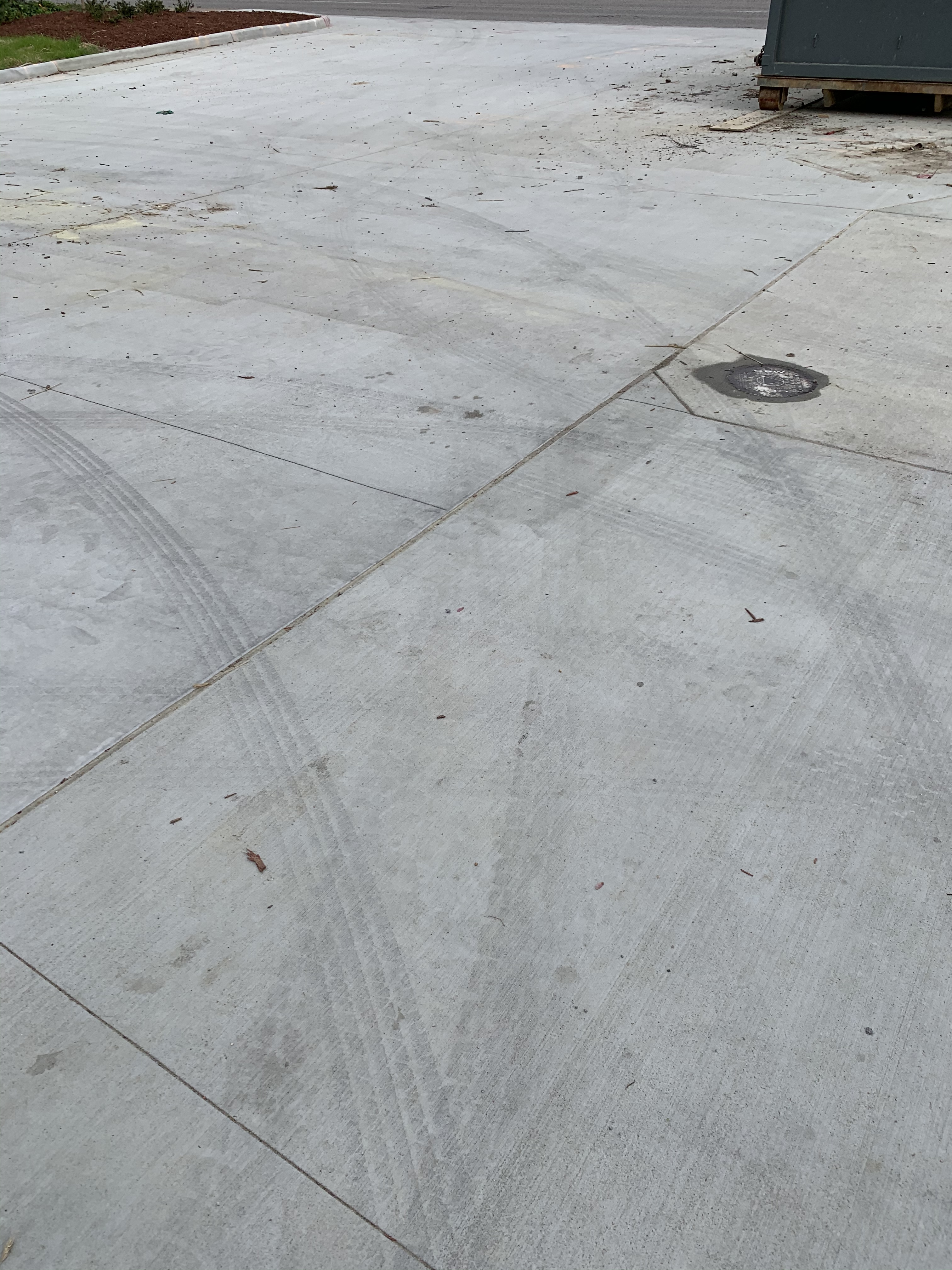 Permanent concrete tire shine marks : r/mildlyinfuriating